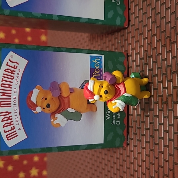 Hallmark 1999 Merry Miniatures Winnie The Pooh & Tigger Figurines - Picture 2 of 5